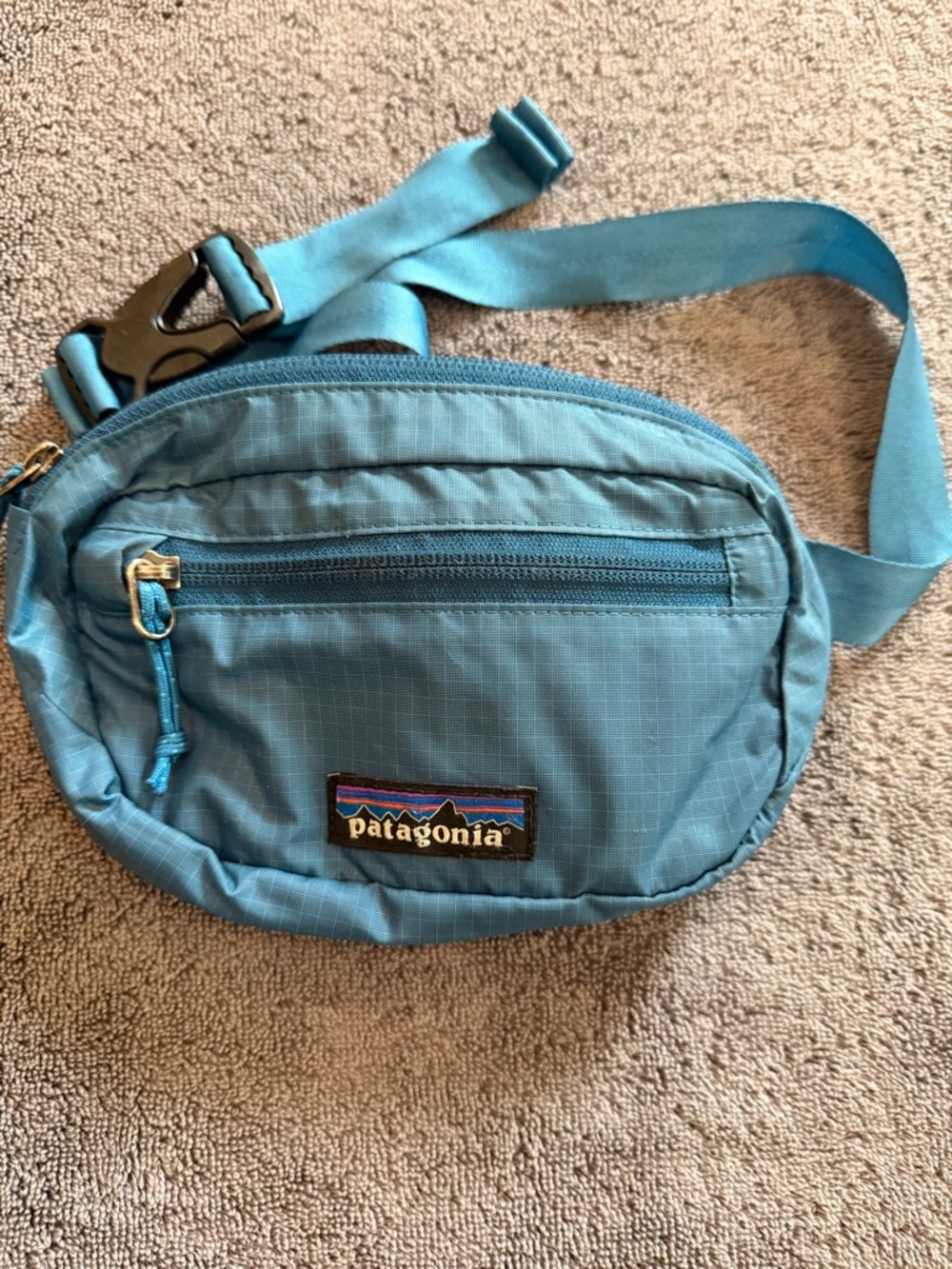 Patagonia Teal Ultralight Black Hole Hip Pack